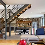 De 150m2, 4 Ch, 4 Sdb, Wifi, Patio, Vallee De La Jordanne Дом отдыха