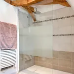 De 150m2, 4 Ch, 4 Sdb, Wifi, Patio, Vallee De La Jordanne