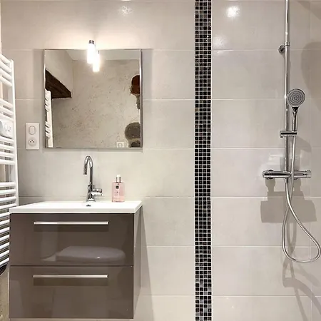 Prázdninový dům De 150m2, 4 Ch, 4 Sdb, Wifi, Patio, Vallee De La Jordanne *