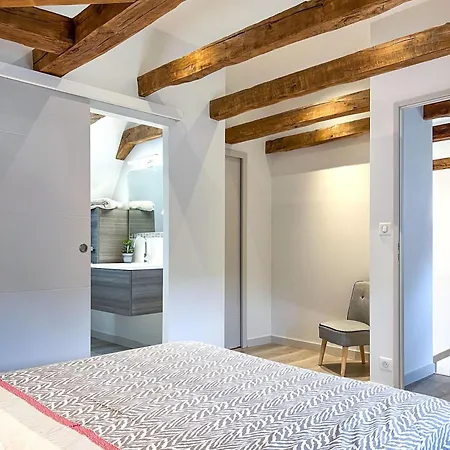 Prázdninový dům De 150m2, 4 Ch, 4 Sdb, Wifi, Patio, Vallee De La Jordanne *