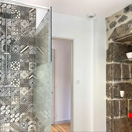 De 150m2, 4 Ch, 4 Sdb, Wifi, Patio, Vallee De La Jordanne Velzic