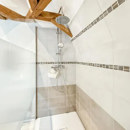 Prázdninový dům De 150m2, 4 Ch, 4 Sdb, Wifi, Patio, Vallee De La Jordanne *
