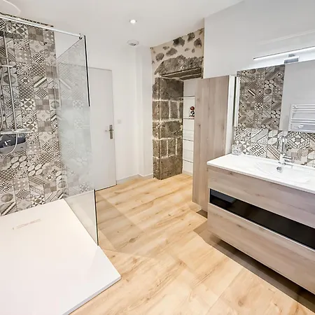 De 150m2, 4 Ch, 4 Sdb, Wifi, Patio, Vallee De La Jordanne Semesterbostad *