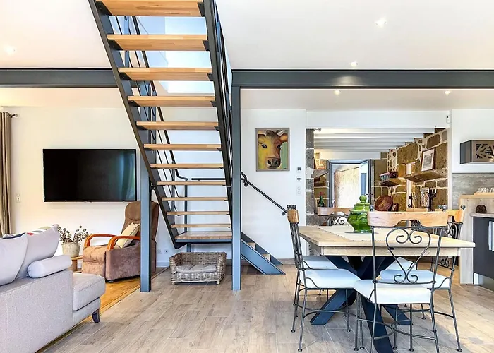 De 150m2, 4 Ch, 4 Sdb, Wifi, Patio, Vallee De La Jordanne *