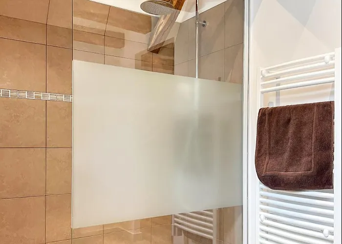 Holiday home De 150m2, 4 Ch, 4 Sdb, Wifi, Patio, Vallee De La Jordanne