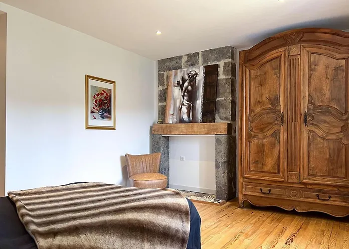 De 150m2, 4 Ch, 4 Sdb, Wifi, Patio, Vallée De La Jordanne Hébergement de vacances