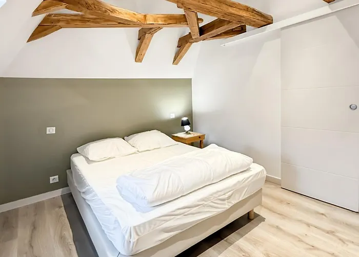 De 150m2, 4 Ch, 4 Sdb, Wifi, Patio, Vallee De La Jordanne