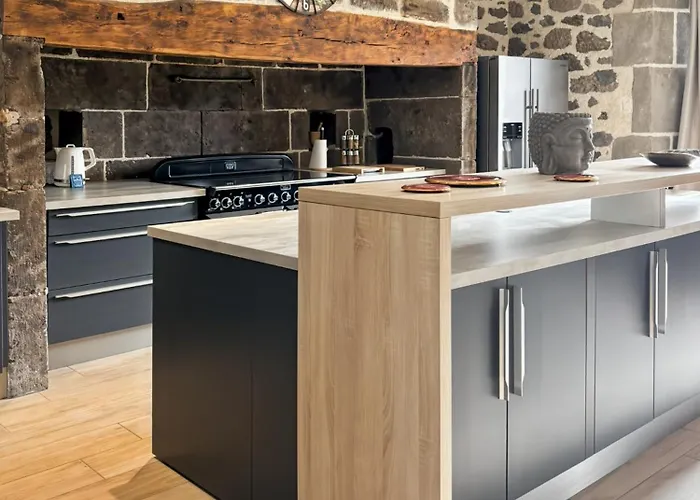 De 150m2, 4 Ch, 4 Sdb, Wifi, Patio, Vallee De La Jordanne